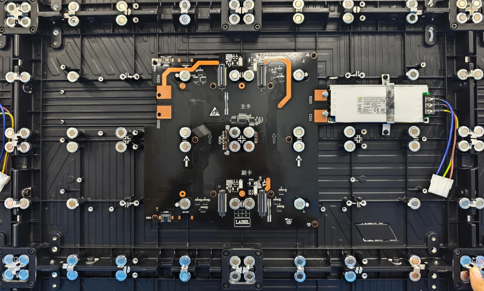 COB Fine Pitch — 3